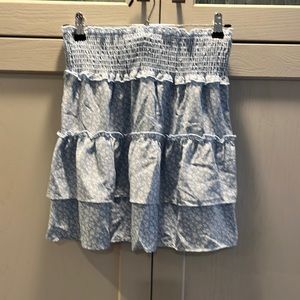 Cute mini tier skirt with pretty delicate pattern
